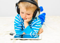 Instituto-de-Olhos-Limongi---Blog---Crianças-e-tecnologia-conheça-os-riscos-para-a-saúde-ocular