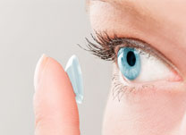 Instituto-de-Olhos-Limongi---Blog---Maquiagem-e-lentes-de-contato-como-conciliar-(thumb)